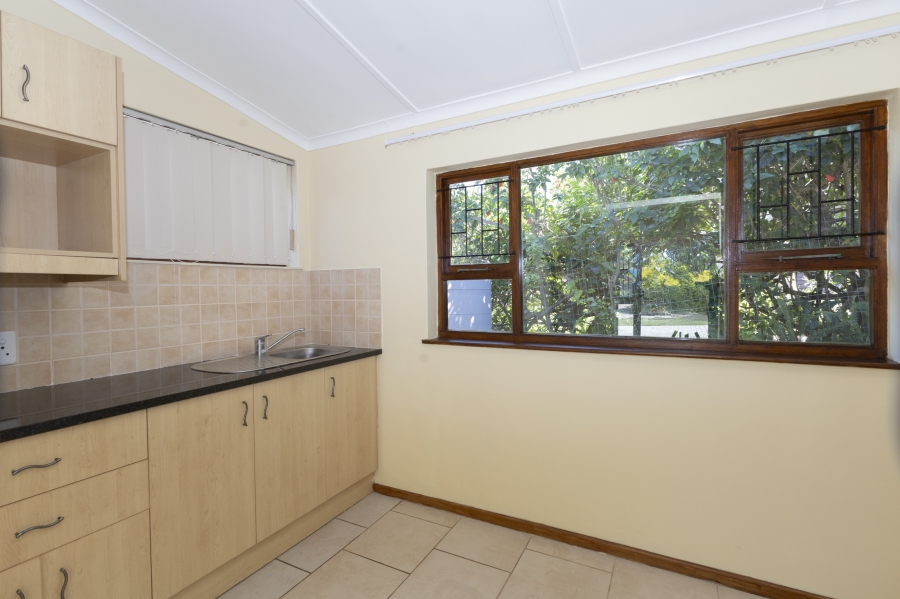 3 Bedroom Property for Sale in Seafield Eastern Cape